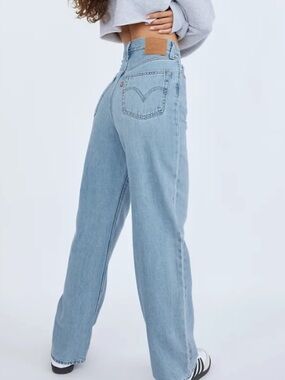 Levi’s High Loose Ample Haut